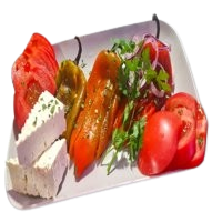 Салата с печени чушки, домати и сирене